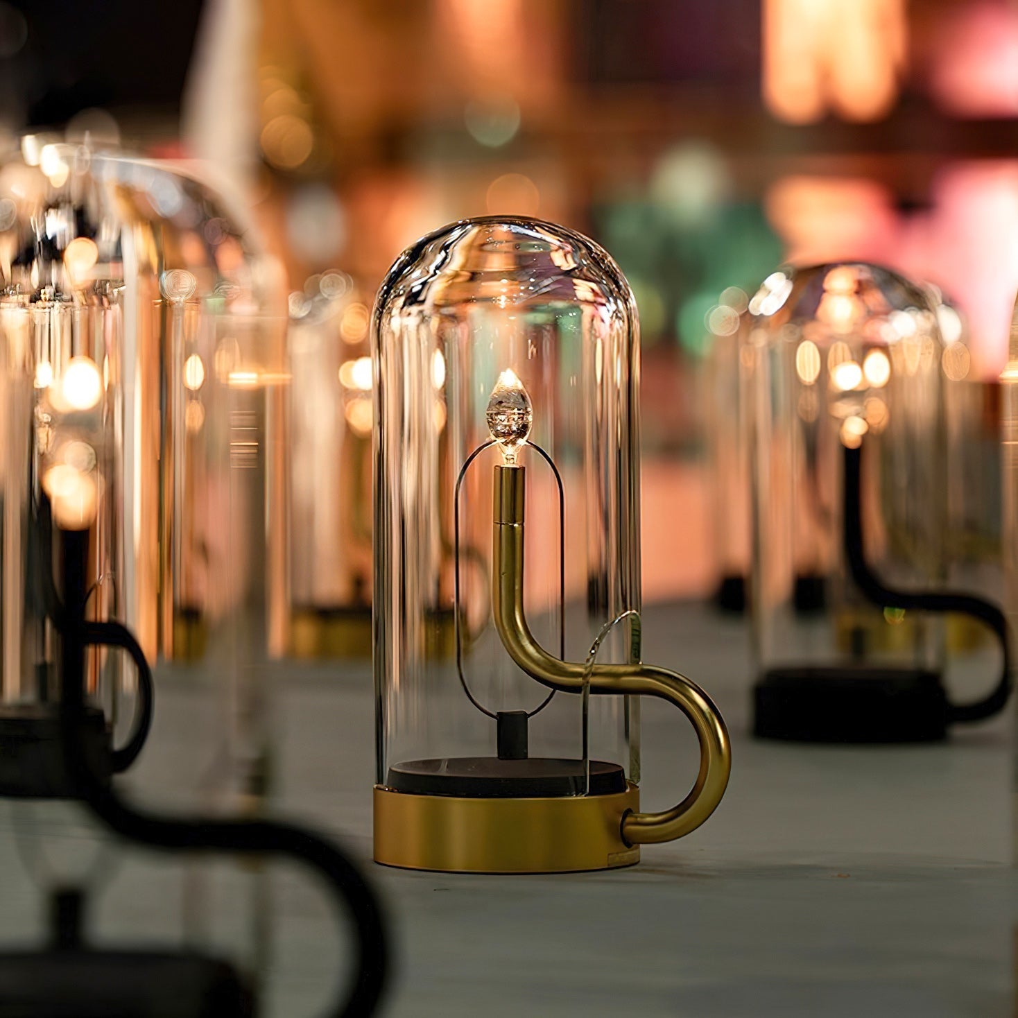 Hymn Cordless Chamberstick LED Table Lamp