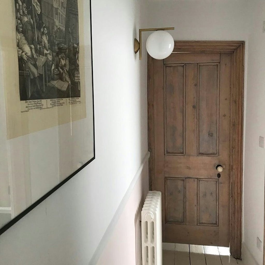 IC Wall Lamp 8.7"