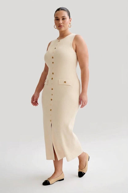 Elegant Maxi Dress for Women Button-Front Sleeveless Bodycon