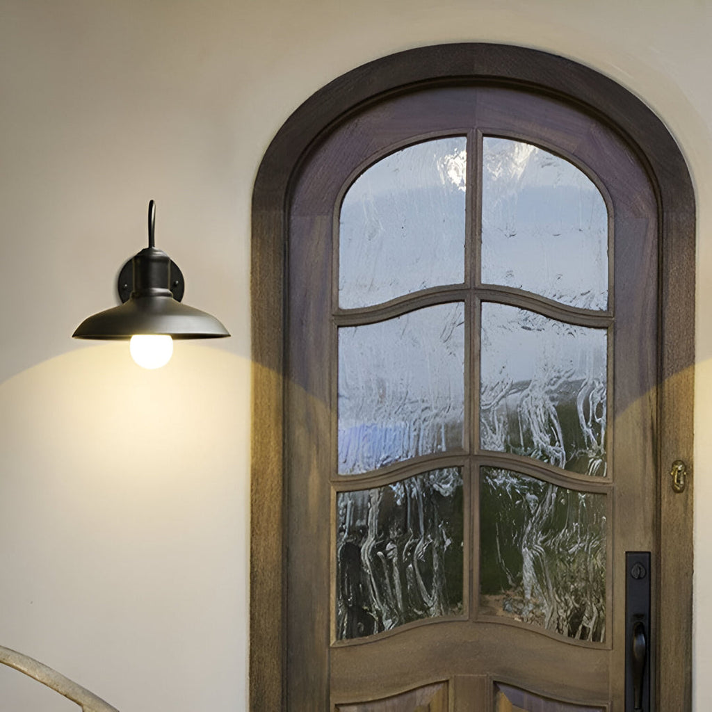 IndusBowl: Industrial Wall Light LED with Iron Shade in Retro Design – Ideal for Entrance & Patio