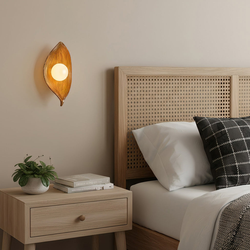 Iyana Resin Leaf Wall Sconce