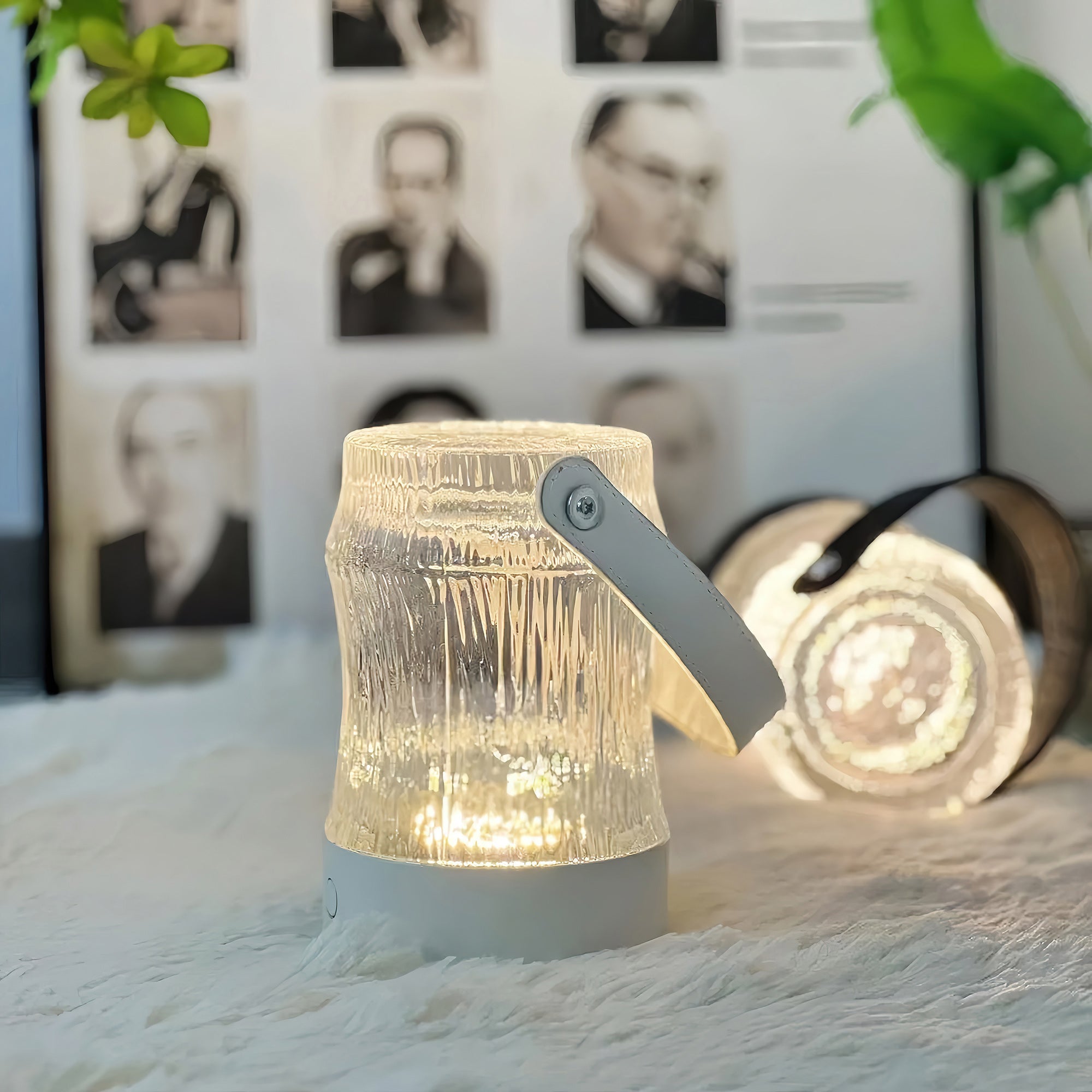 Iyigoo Cordless Rechargeable Wall Lamp