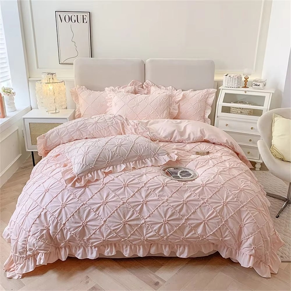 VintageJoy: Romantic Duvet Cover Set – Breathable, Soft & Decorative with Classic Ruffled Look for Home