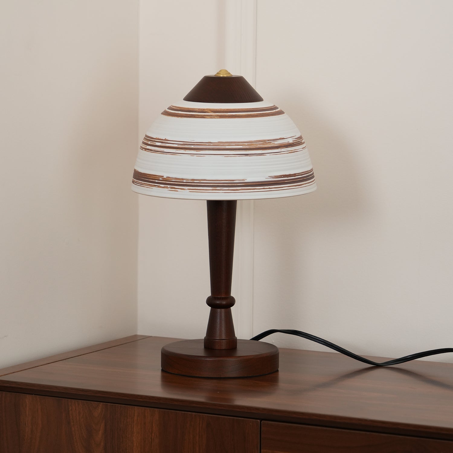 Retro Ceramic and Wood Table Lamp 9.1"