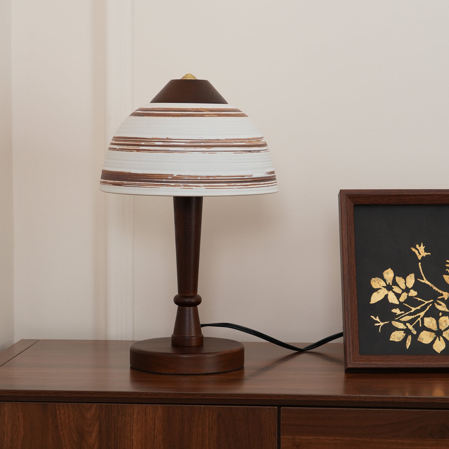 Retro Ceramic and Wood Table Lamp 9.1"