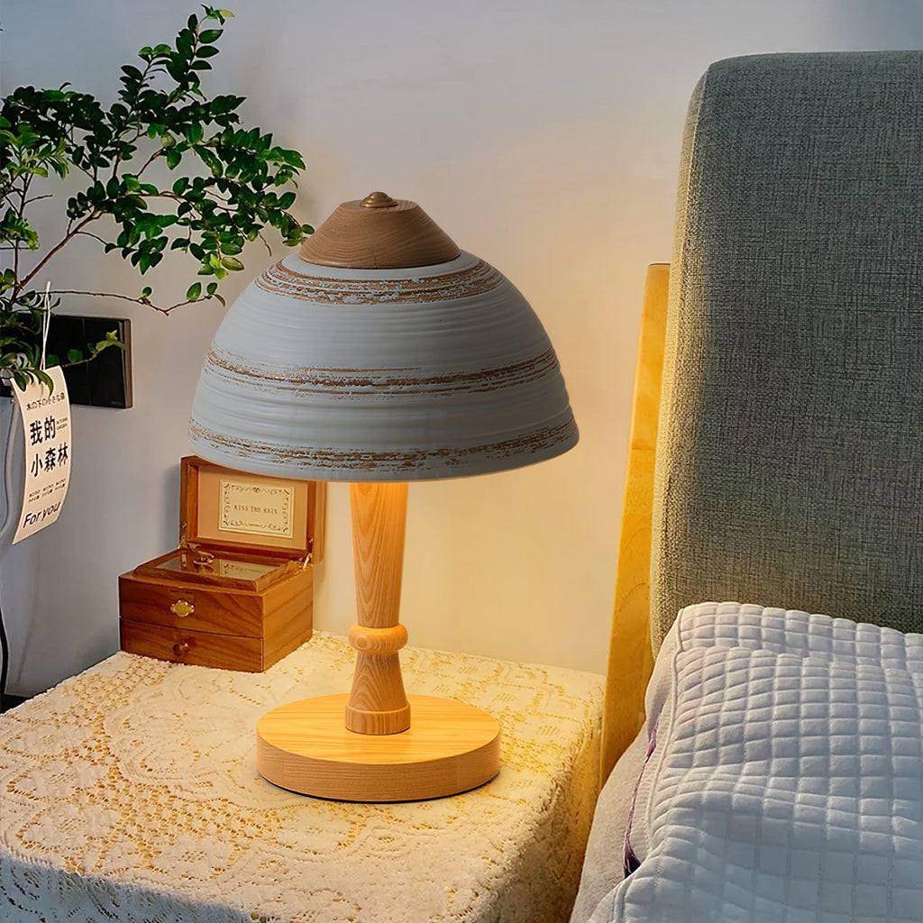 Retro Ceramic and Wood Table Lamp 9.1"