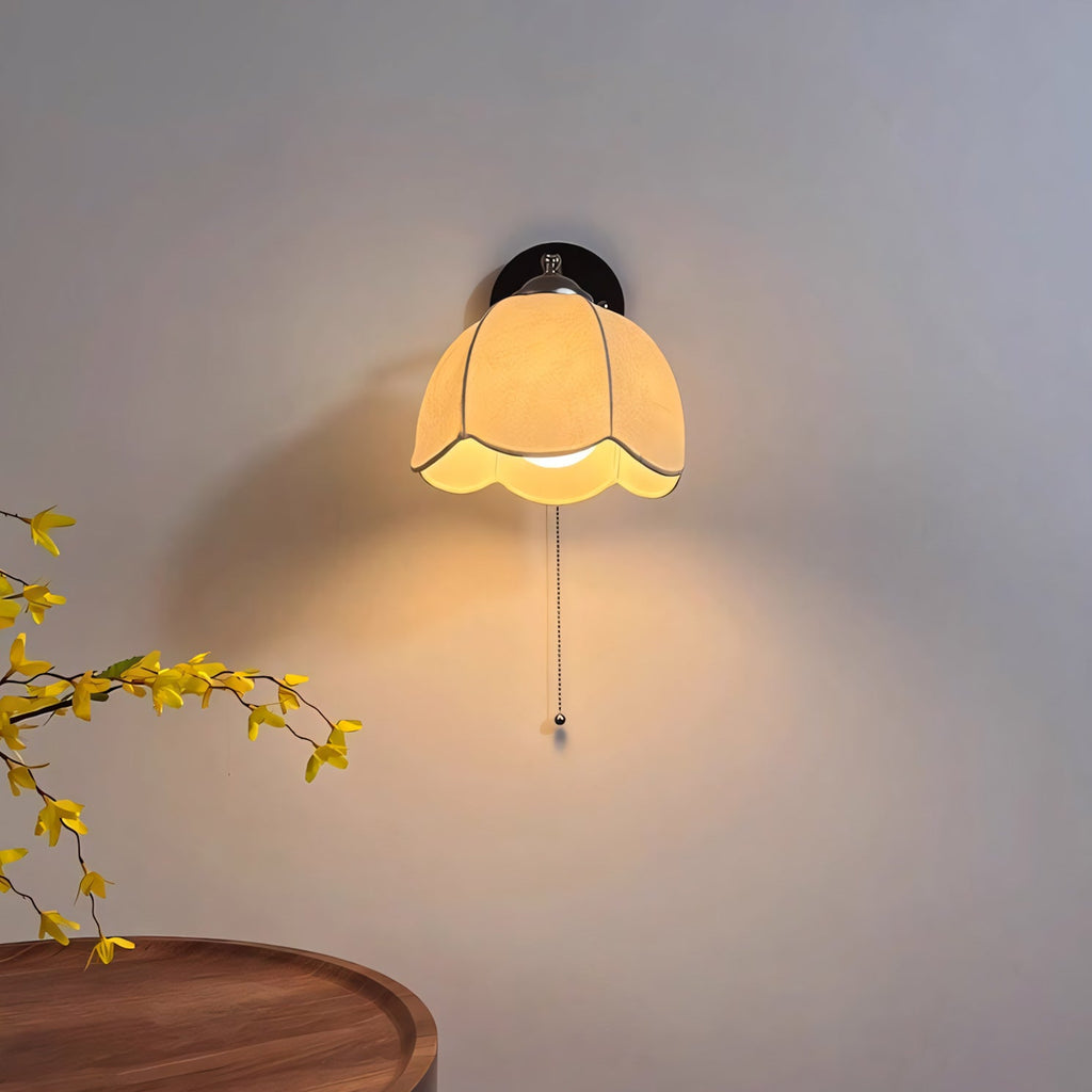 Farmhouse Wood-Backed Dome Wall Sconce