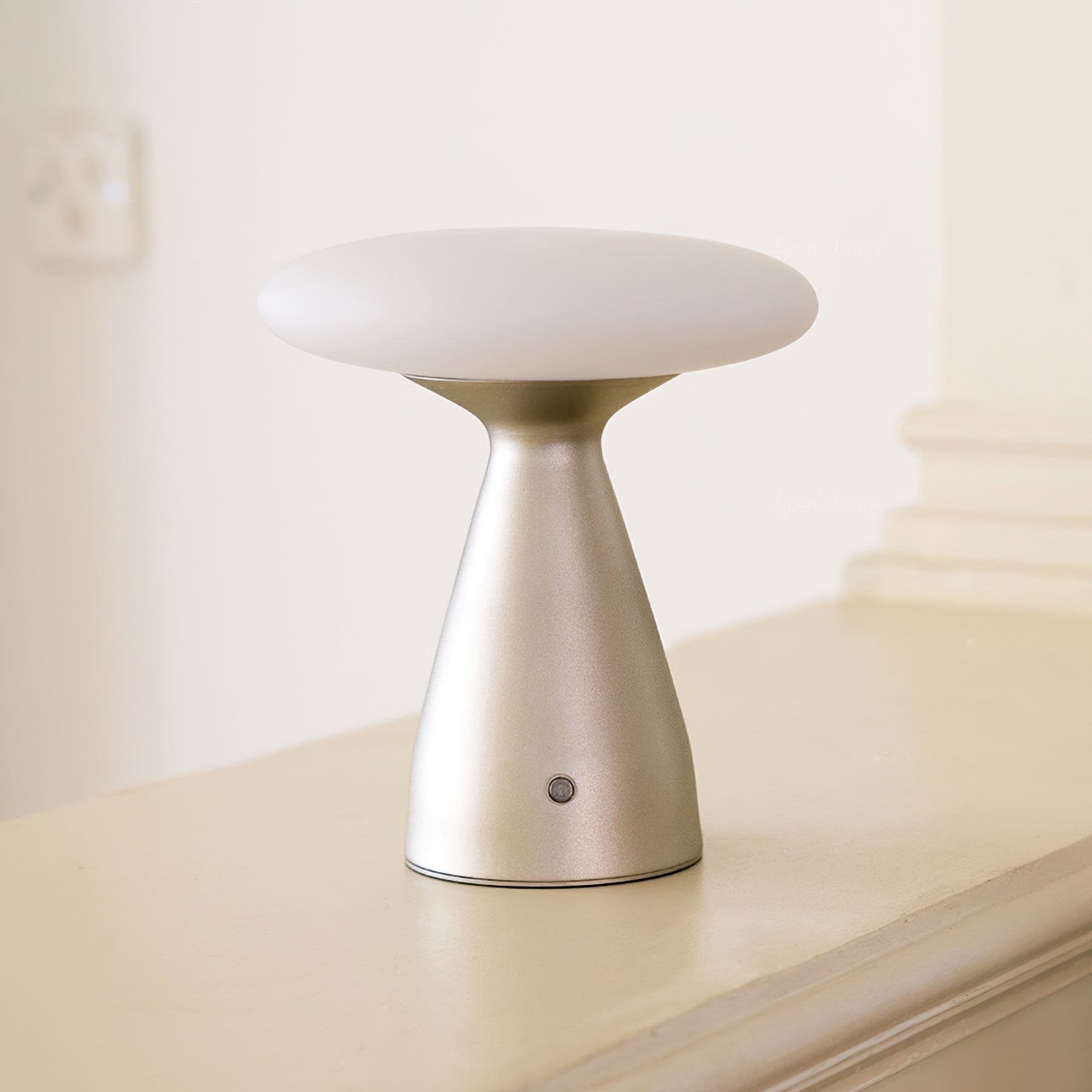 Cordless Metal & Glass Table Lamp (Rechargeable)