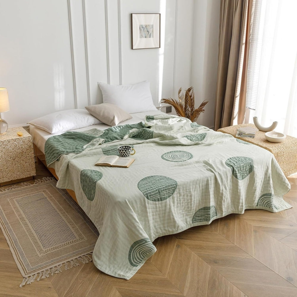 KreisFlair: Cotton blankets in a stylish round design with lightweight cotton quality & easy-care structure – for sofa & bed