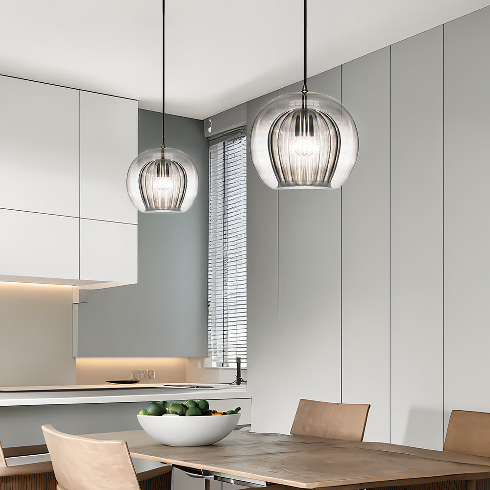 Crystal Ball: Modern Glass Pendant Light in Spherical Shape – Decorative & Timeless for Living & Sleeping Areas