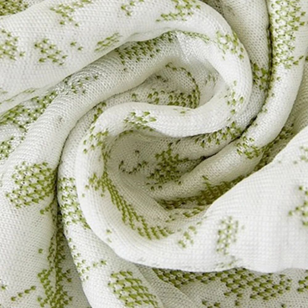 Crystal Cool: Elegant Couch Cover with Cooling Fabric – for Modern Living Spaces & Summer Freshness