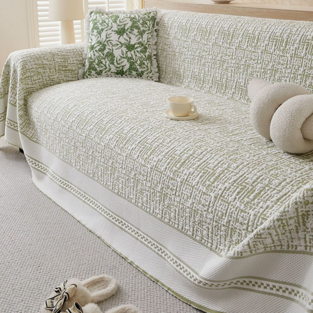 Crystal Cool: Elegant Couch Cover with Cooling Fabric – for Modern Living Spaces & Summer Freshness