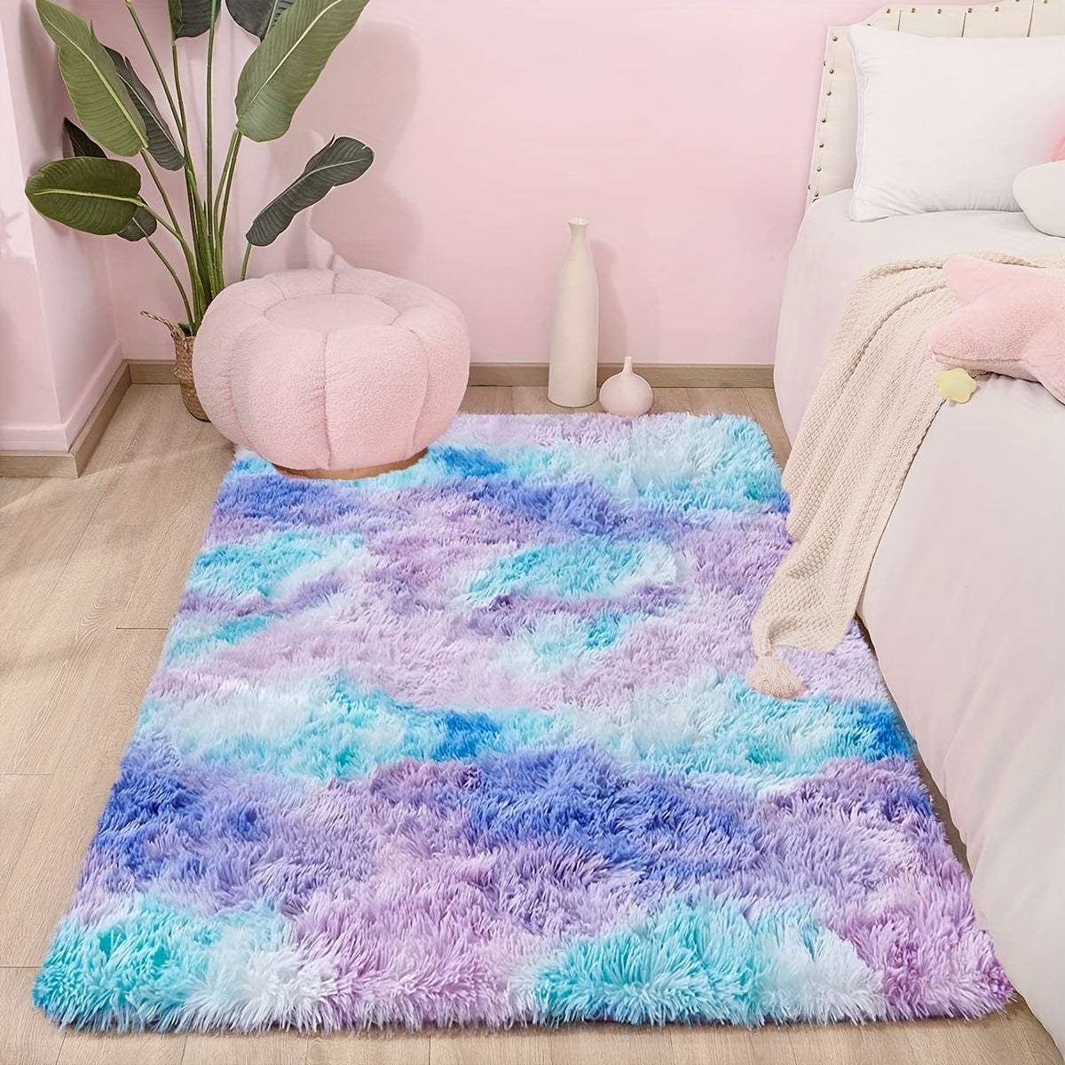 KuschelFarb: Soft High-Pile Carpet in a Modern Gradient Design Made of Polyester – Ideal for Living Spaces & Bedside