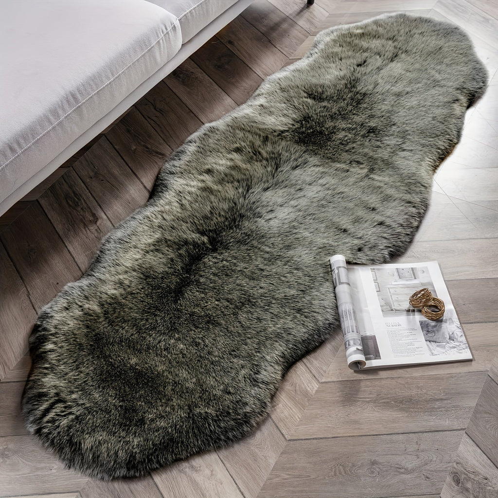 CuddleFur: Polygonal Rug Made of Faux Fur with Plush Surface – for Terrace & Picnic