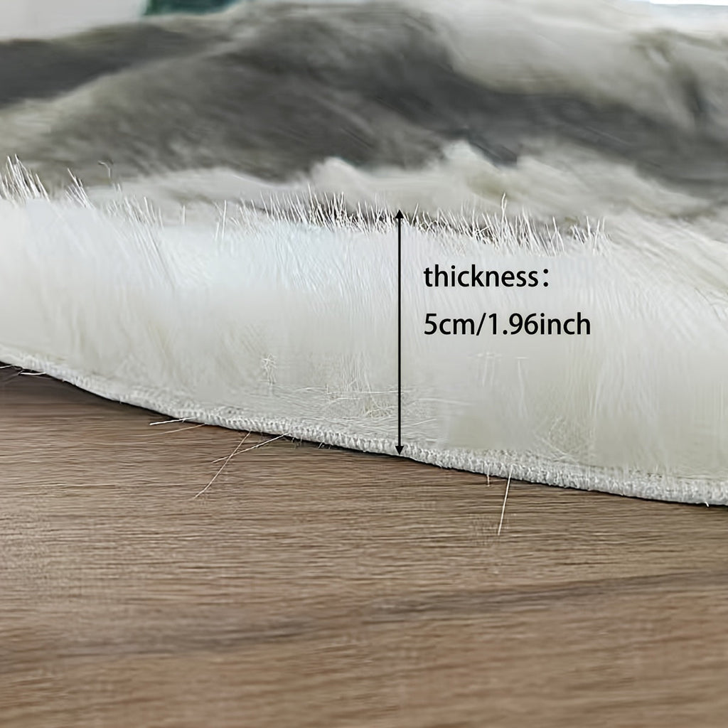 KuschelHorn: Fluffy rug made of faux fur with a light texture & decorative look – for balconies & living spaces