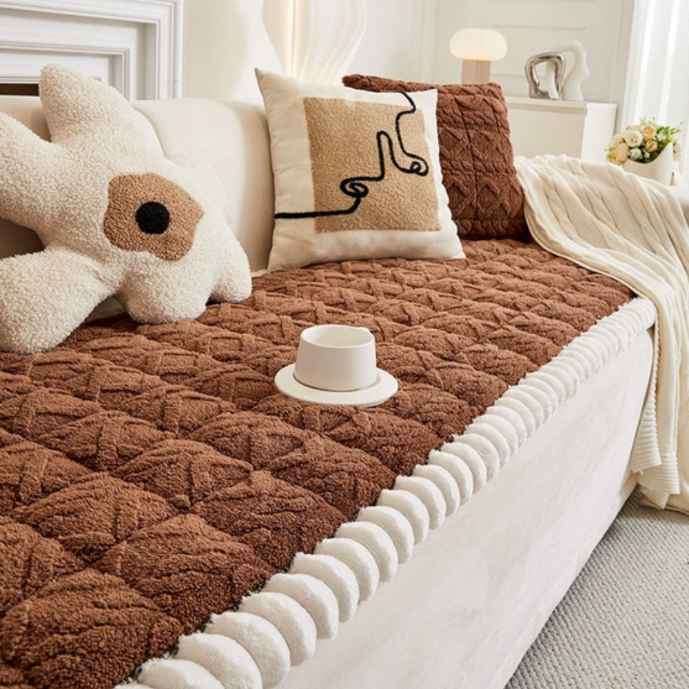 KuschelSherpa: Sofa Cover with Diamond Quilting & Non-Slip Back – for Living Room & Couch
