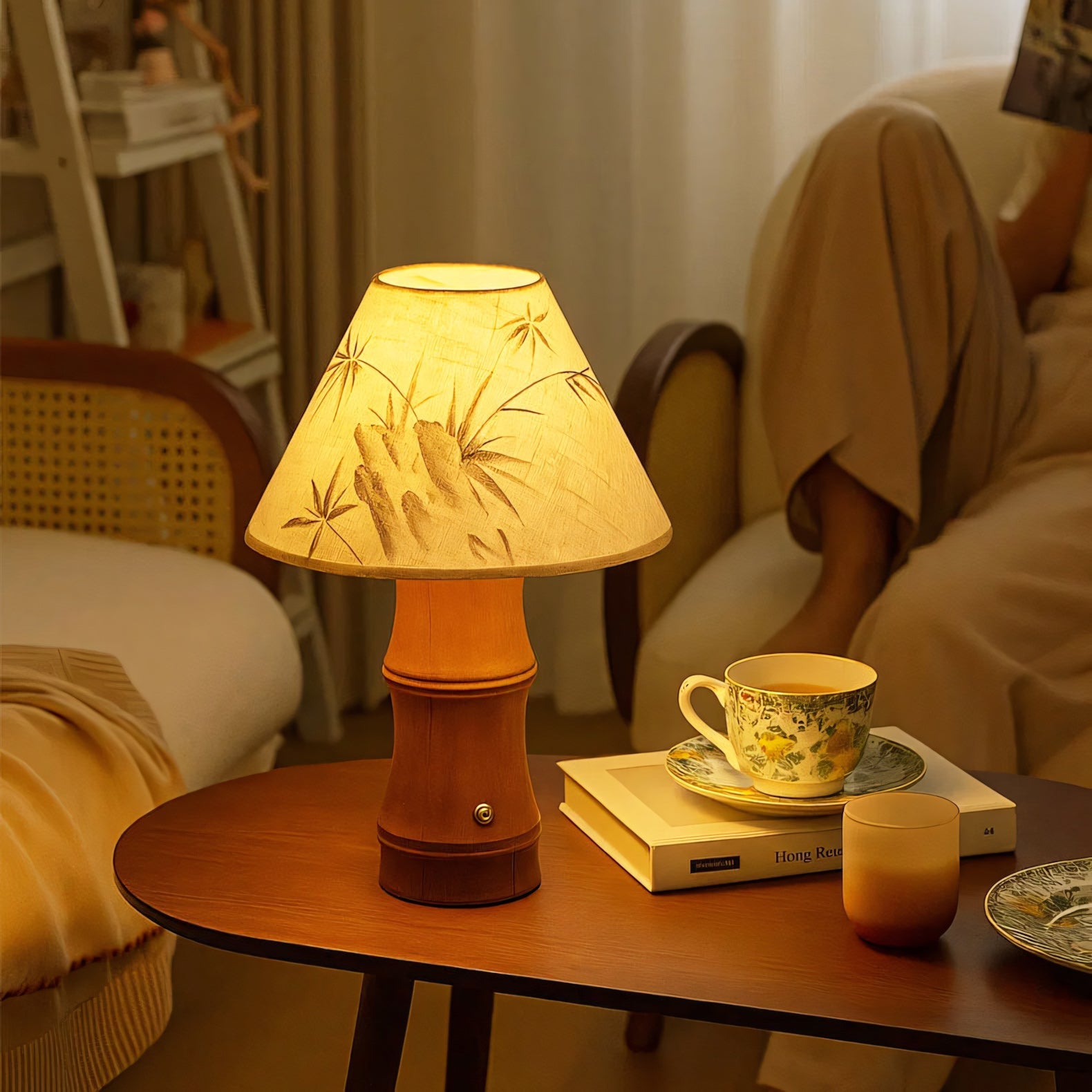 Bamboo-Inspired Rechargeable Table Lamp