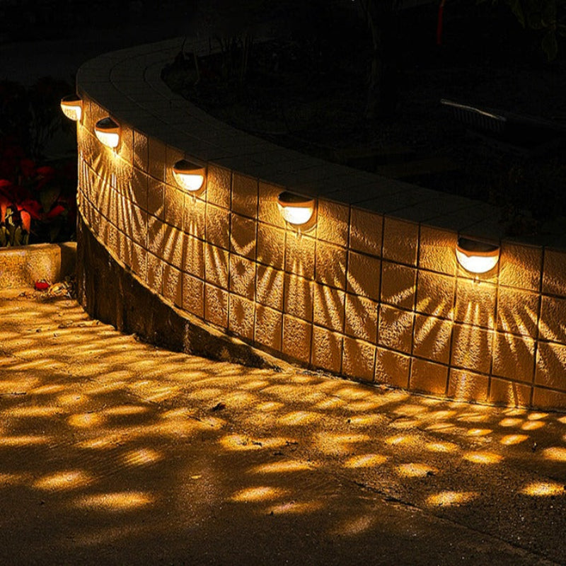 Solar Outdoor LED Light Aluminum Acrylic Wall Mount Integrated LED