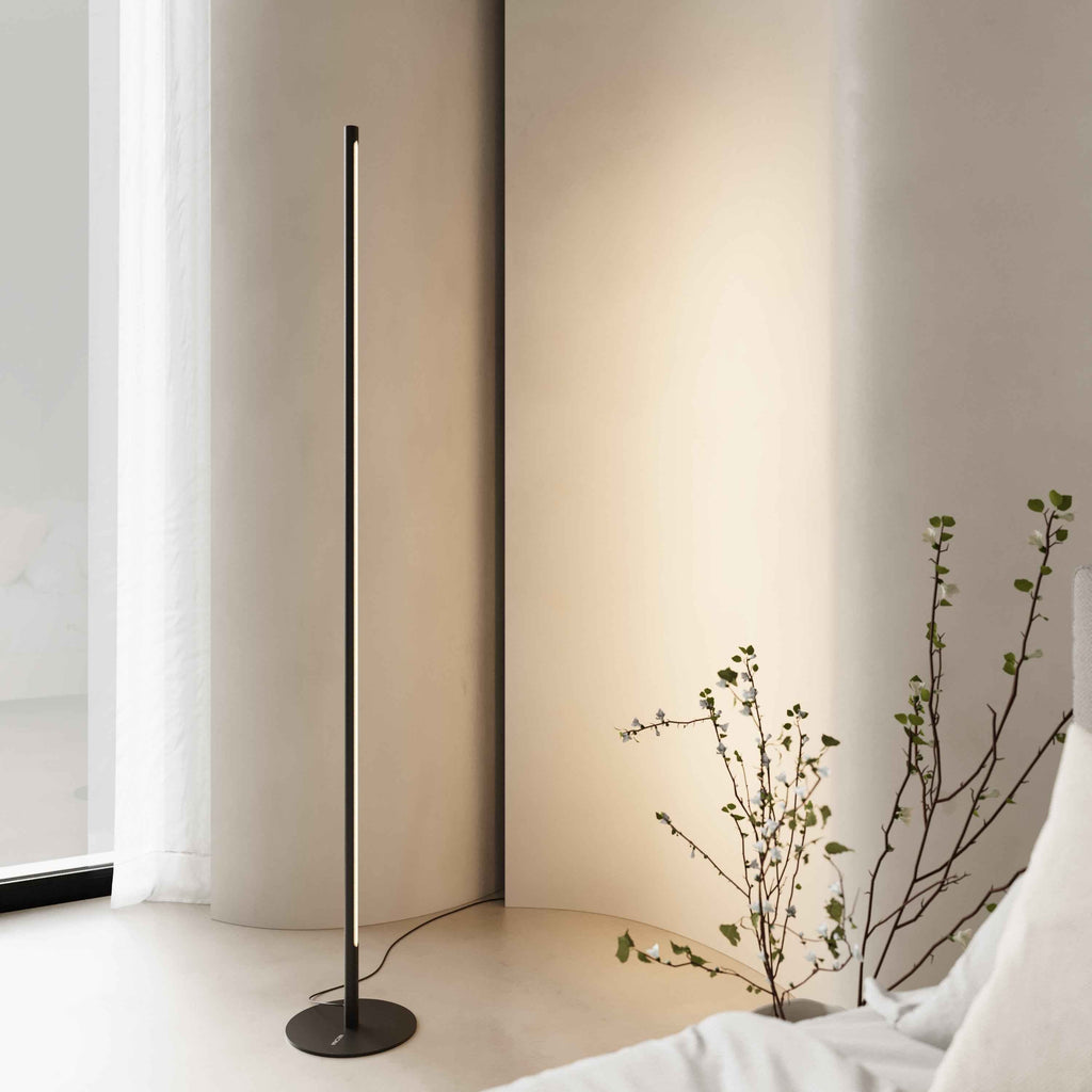 Sierra LED Lamp | Remote Dimming, Minimalistic Design