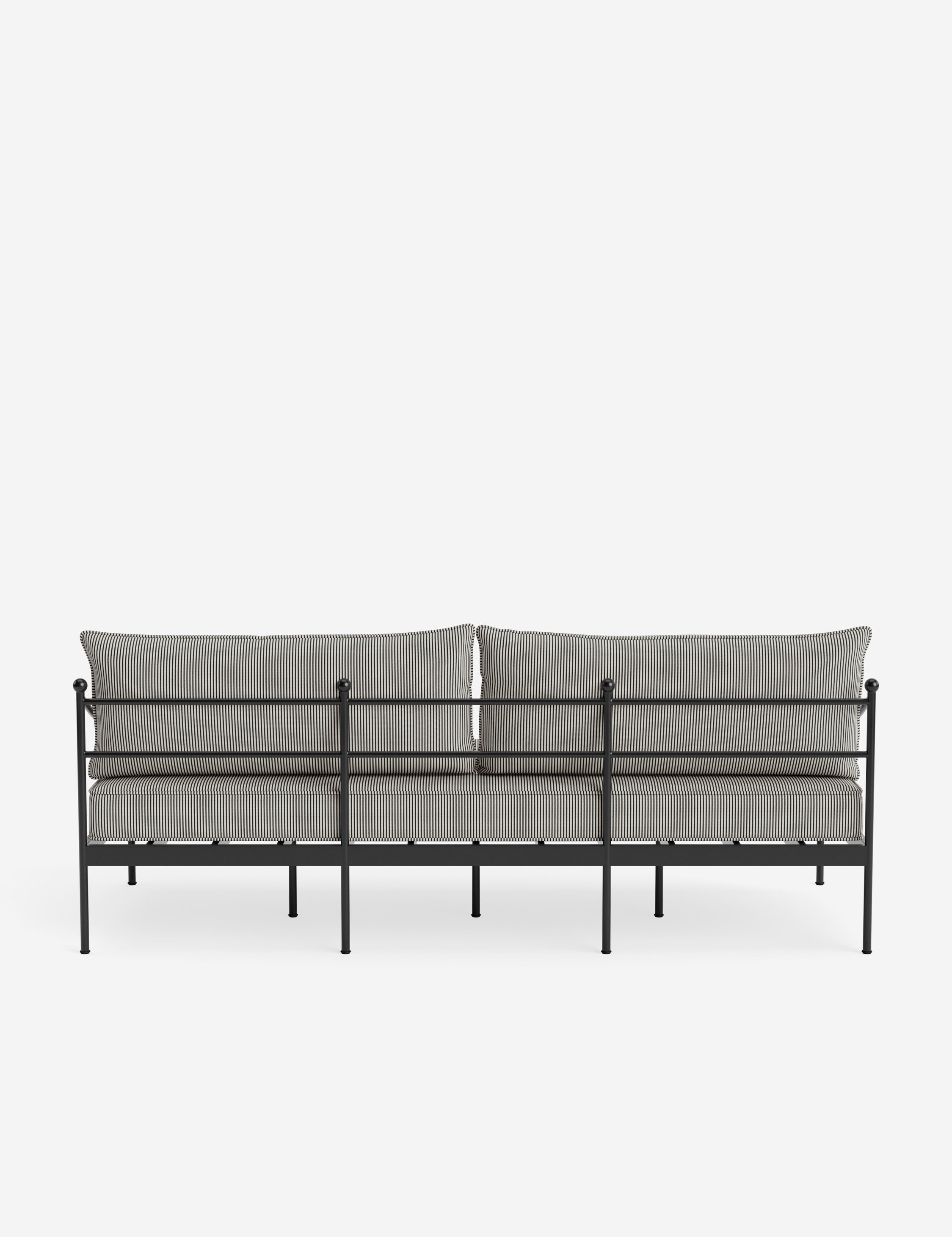 Leni Outdoor Sofa | Tailored Cushions for Personalized Comfort