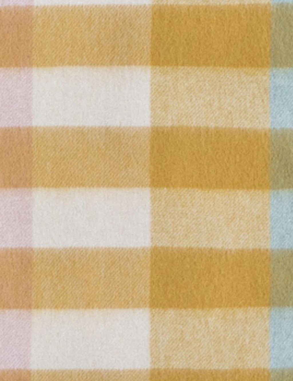 Bello Lambswool Throw | Hypoallergenic, Soft Natural Fiber
