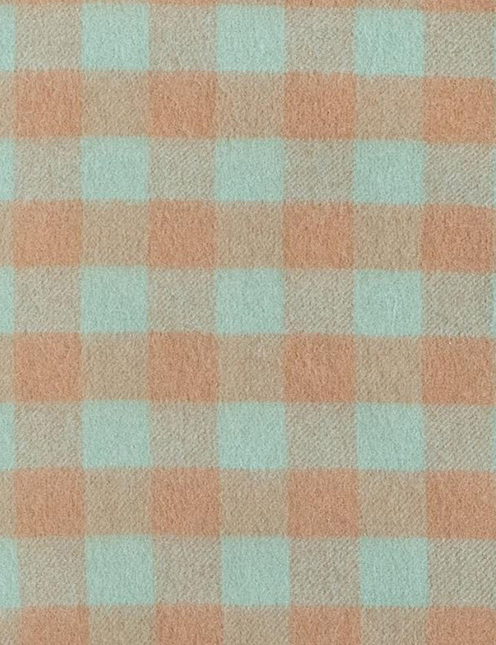 Luna Lambswool Throw | Soft, Hypoallergenic Natural Fiber
