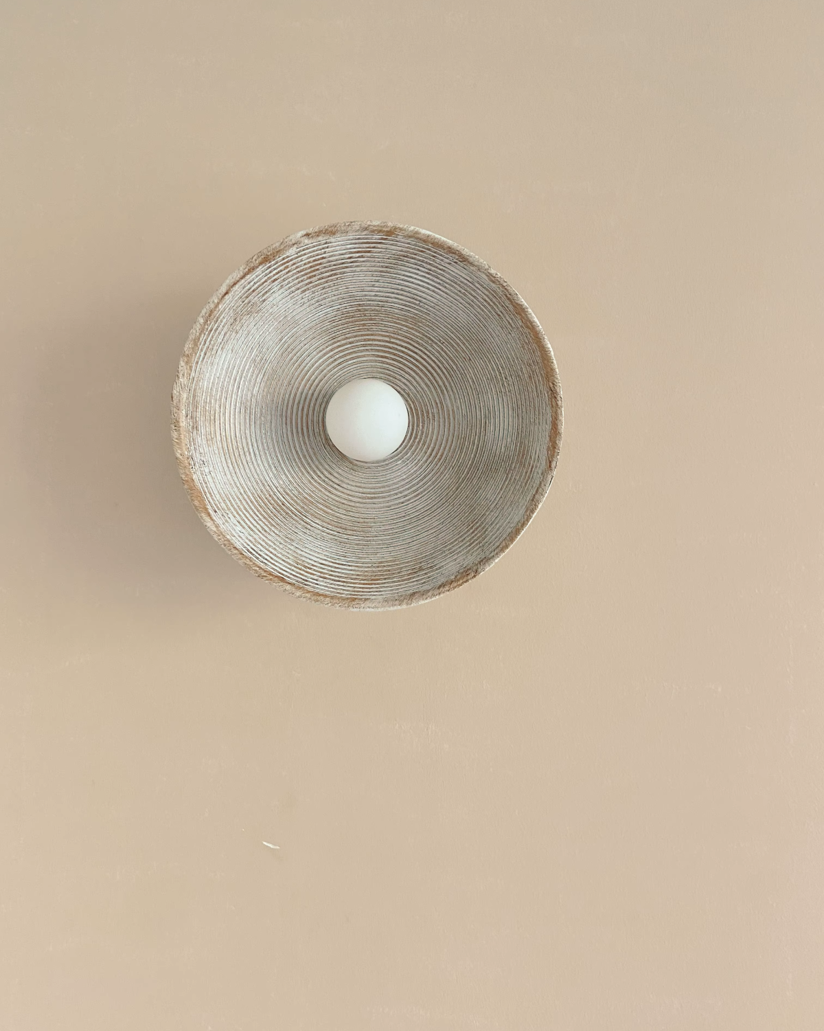 Minimalist Glass Round Wall Sconce 1-Light