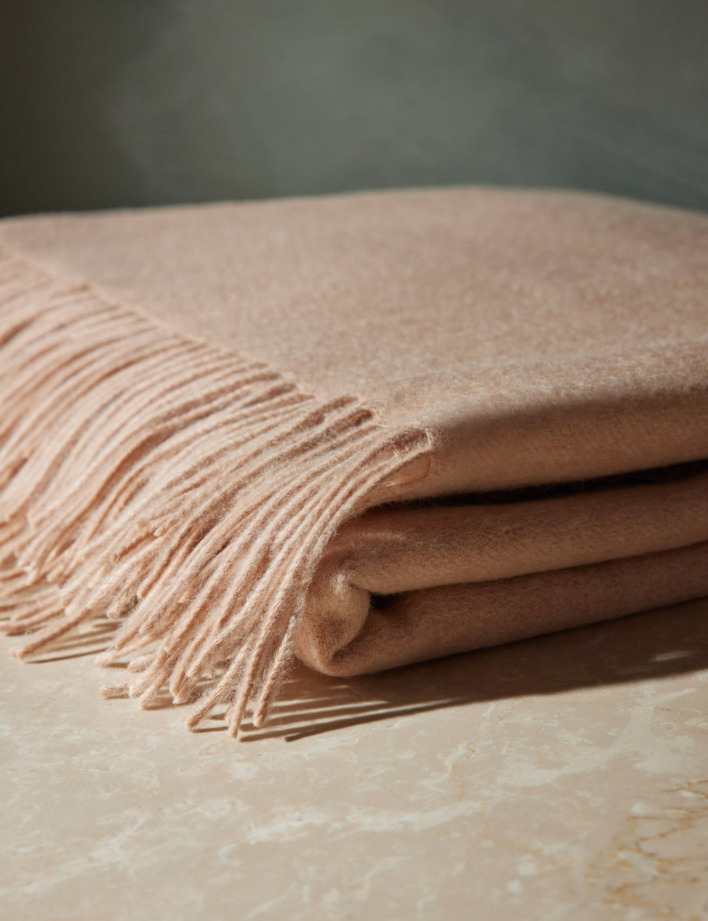 Luna Lambswool Throw | Soft, Hypoallergenic Natural Fiber