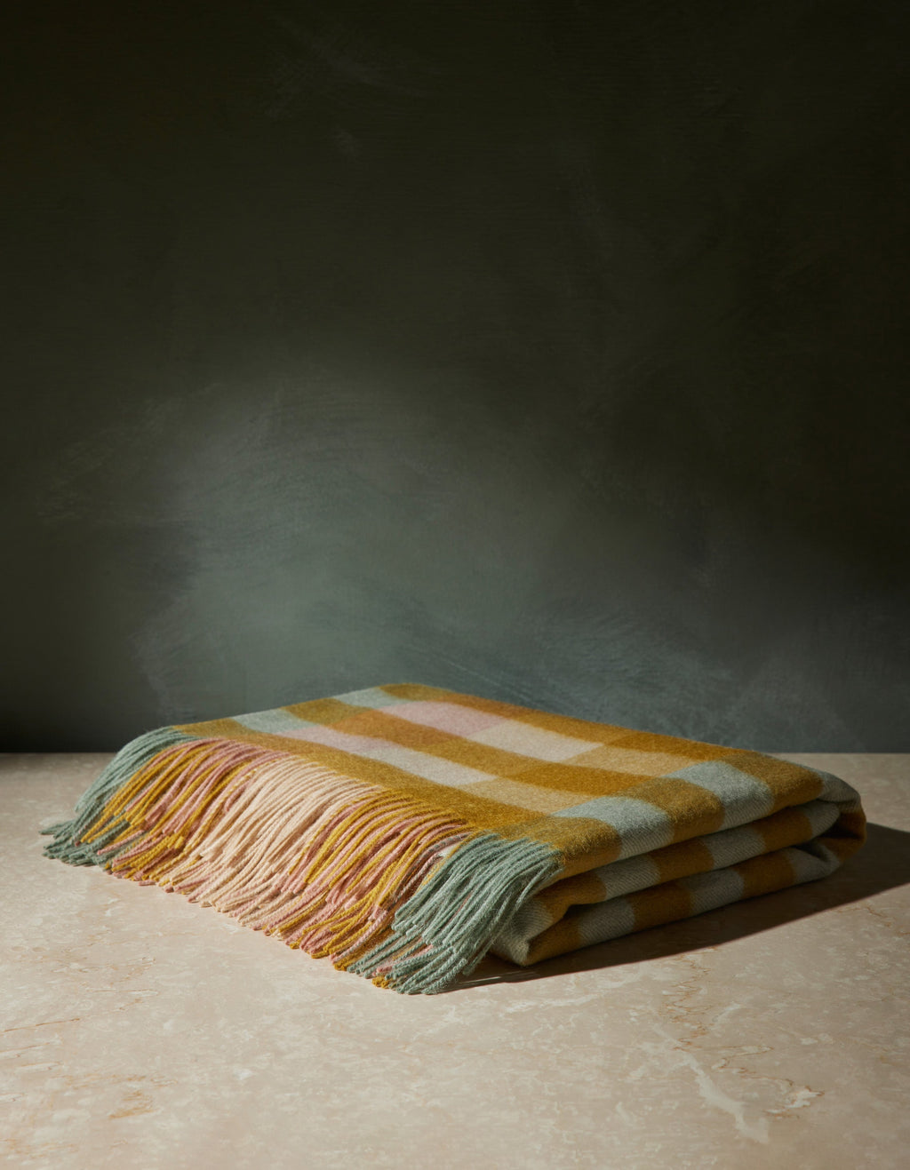 Luna Lambswool Throw | Soft, Hypoallergenic Natural Fiber