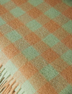 Bello Lambswool Throw | Hypoallergenic, Soft Natural Fiber