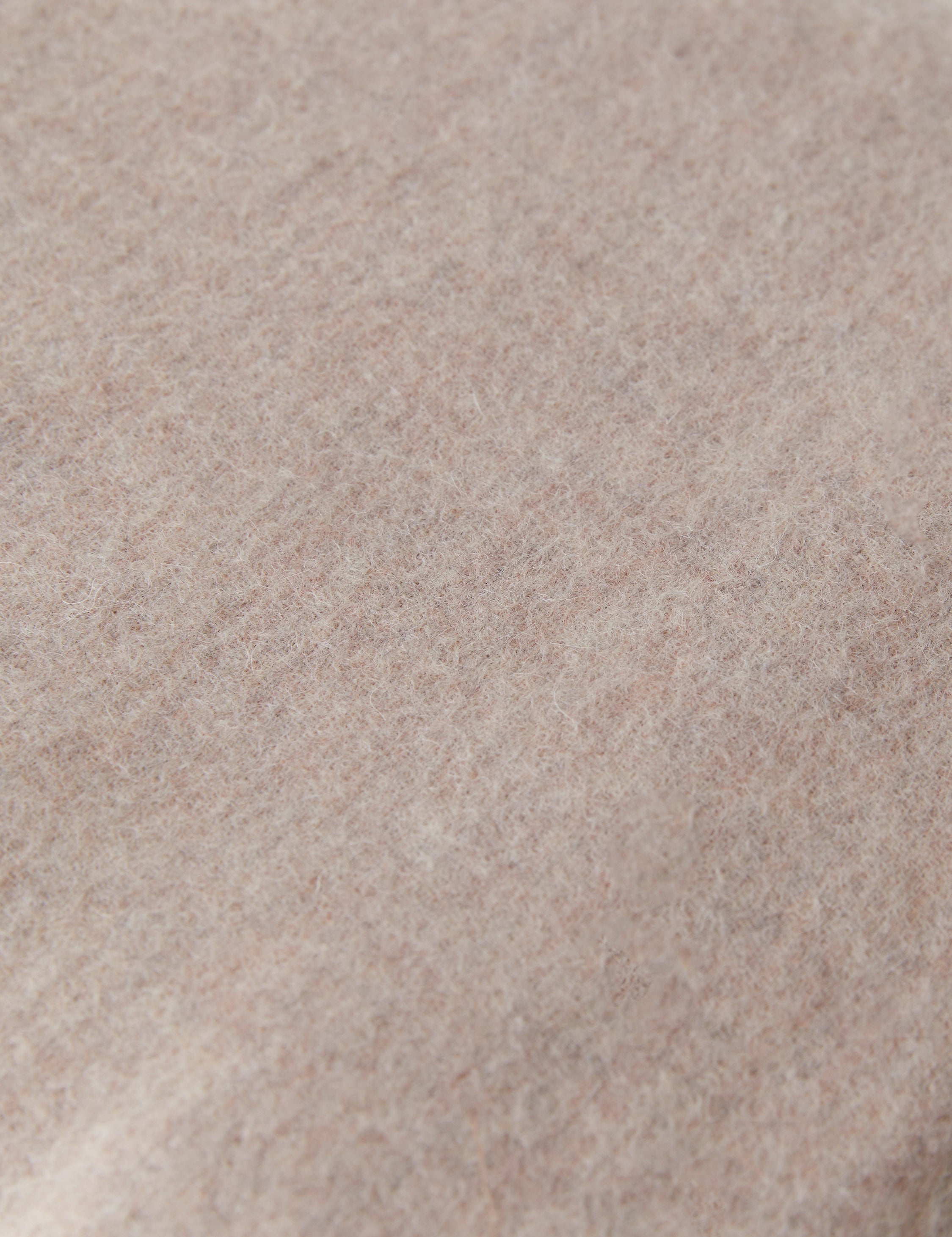 Bello Lambswool Throw | Hypoallergenic, Soft Natural Fiber
