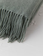 Luna Lambswool Throw | Soft, Hypoallergenic Natural Fiber