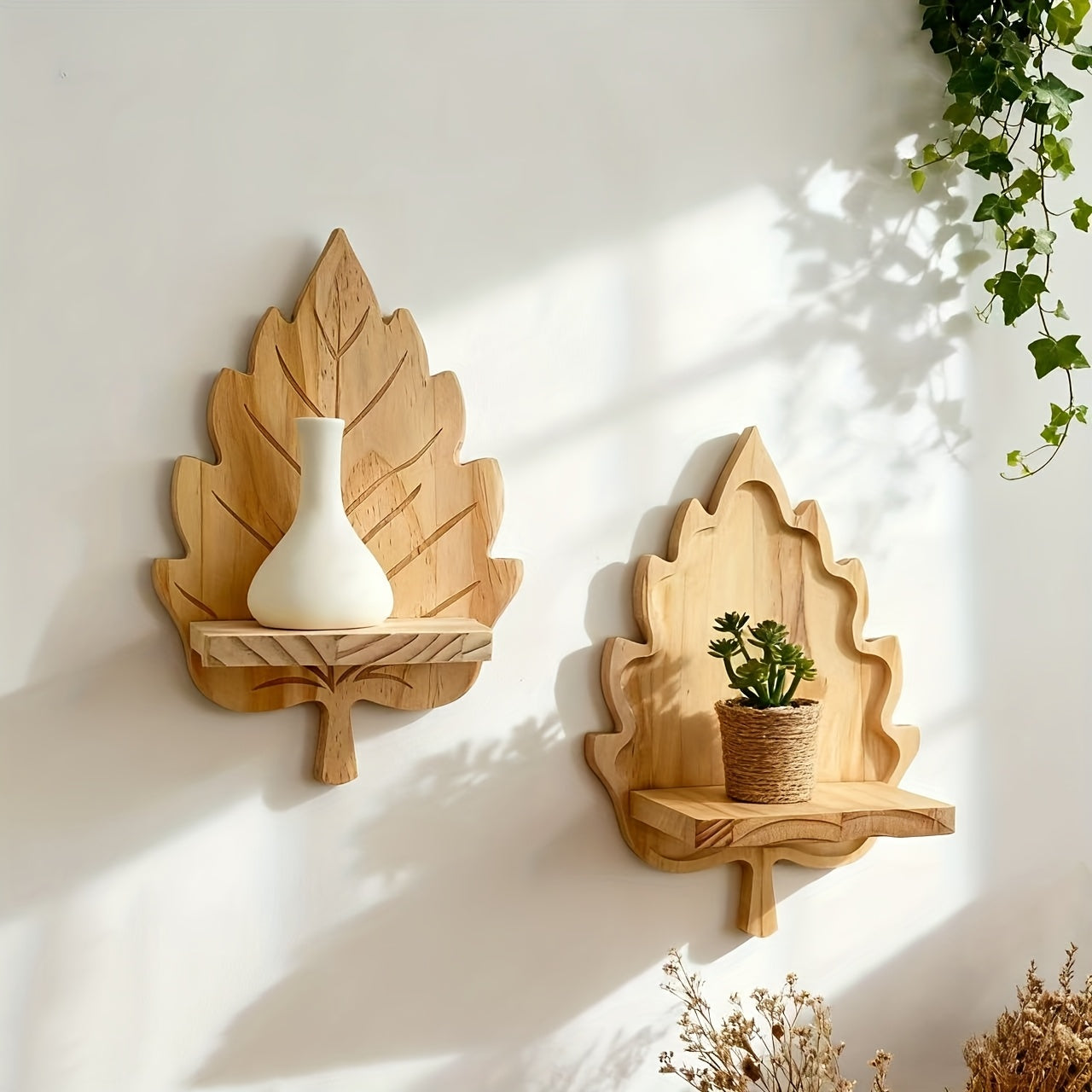 LandhausBlatt: Rustic Wood Wall Shelf with Log Bracket – Space-Saving Storage for Bedroom & Living Room