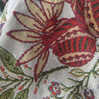 Rural Charm: Sofa Throw with Floral Pattern & Decorative Tassels – for Living Room & Couch