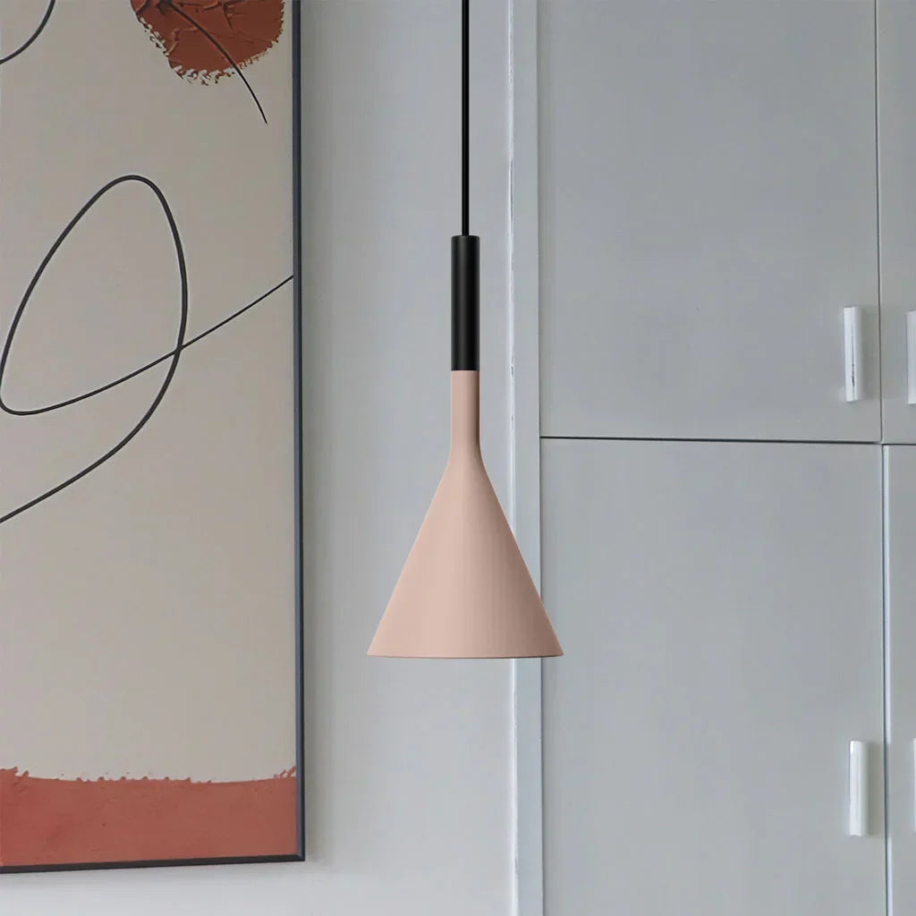 LavalIndustrie: Concrete Pendant Light in Modern Industrial Design with Metal Accents – for Dining Room & Living Space