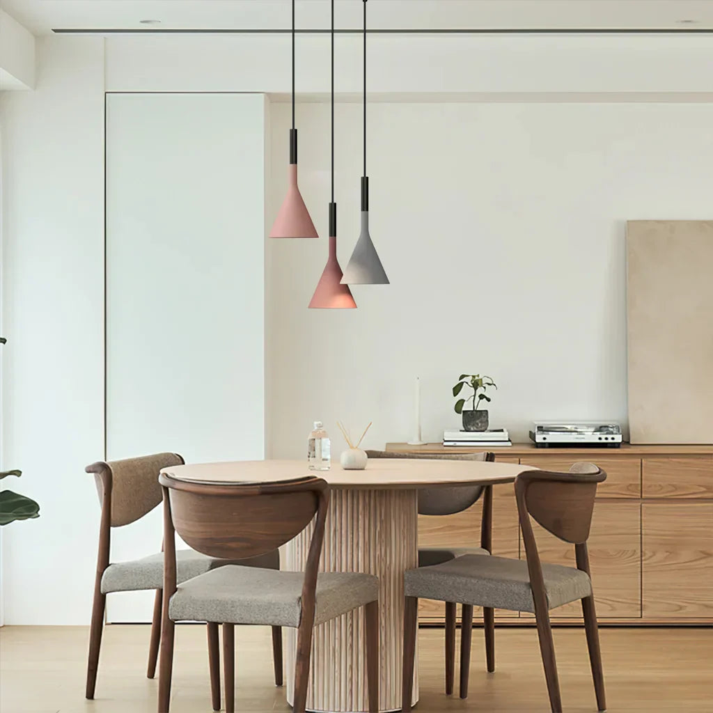 LavalIndustrie: Concrete Pendant Light in Modern Industrial Design with Metal Accents – for Dining Room & Living Space