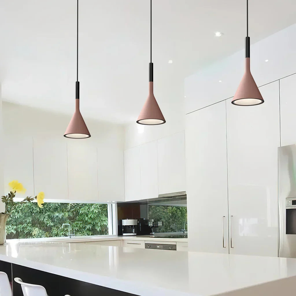 LavalIndustrie: Concrete Pendant Light in Modern Industrial Design with Metal Accents – for Dining Room & Living Space