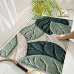 Leaf-Pattern Microfiber Bath Mat, Non-Slip Base, Machine Washable
