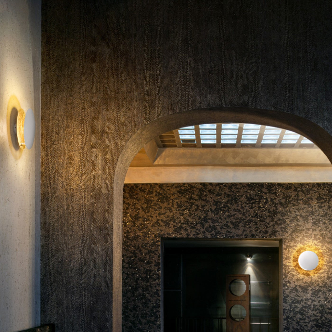 Rotating Disc LED Wall Lamp