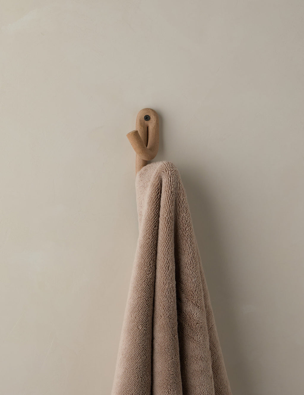 Luna Ceramic Wall Hook | Playful Crisscross Design