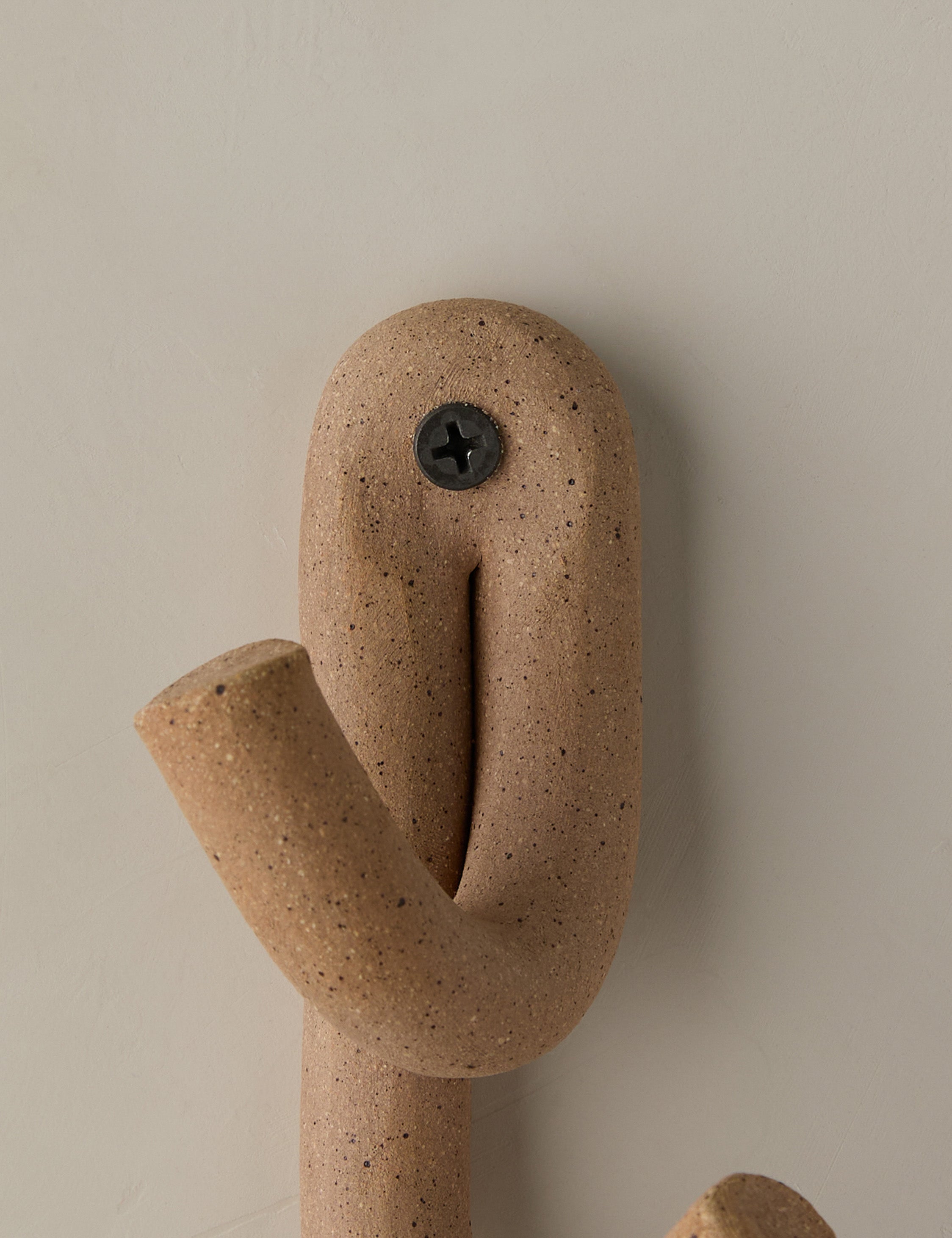 Luna Ceramic Wall Hook | Playful Crisscross Design