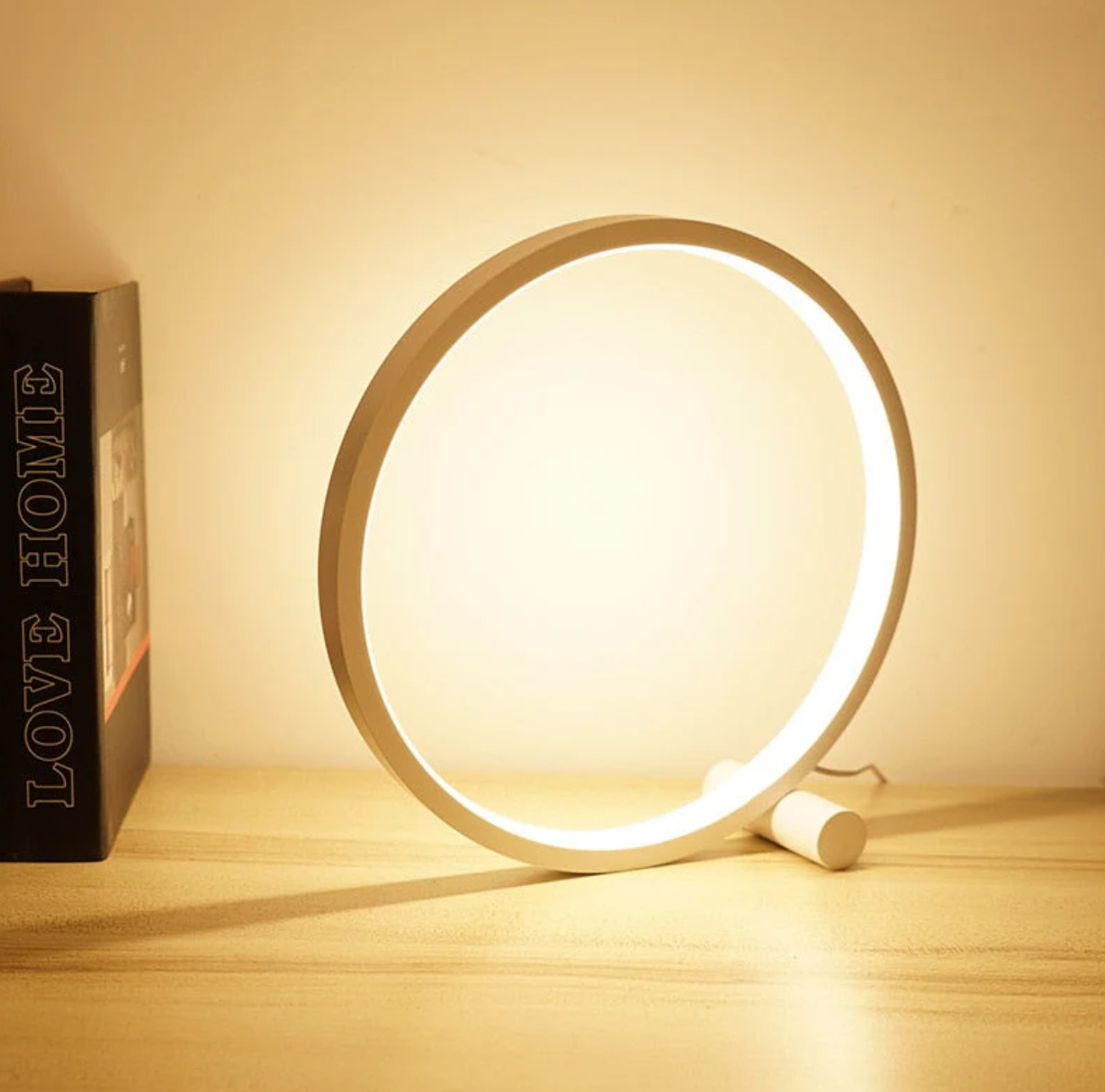 LightCircle: Modern LED Desk Lamp with Touch Control & Stepless Dimming – for Desk & Nightstand