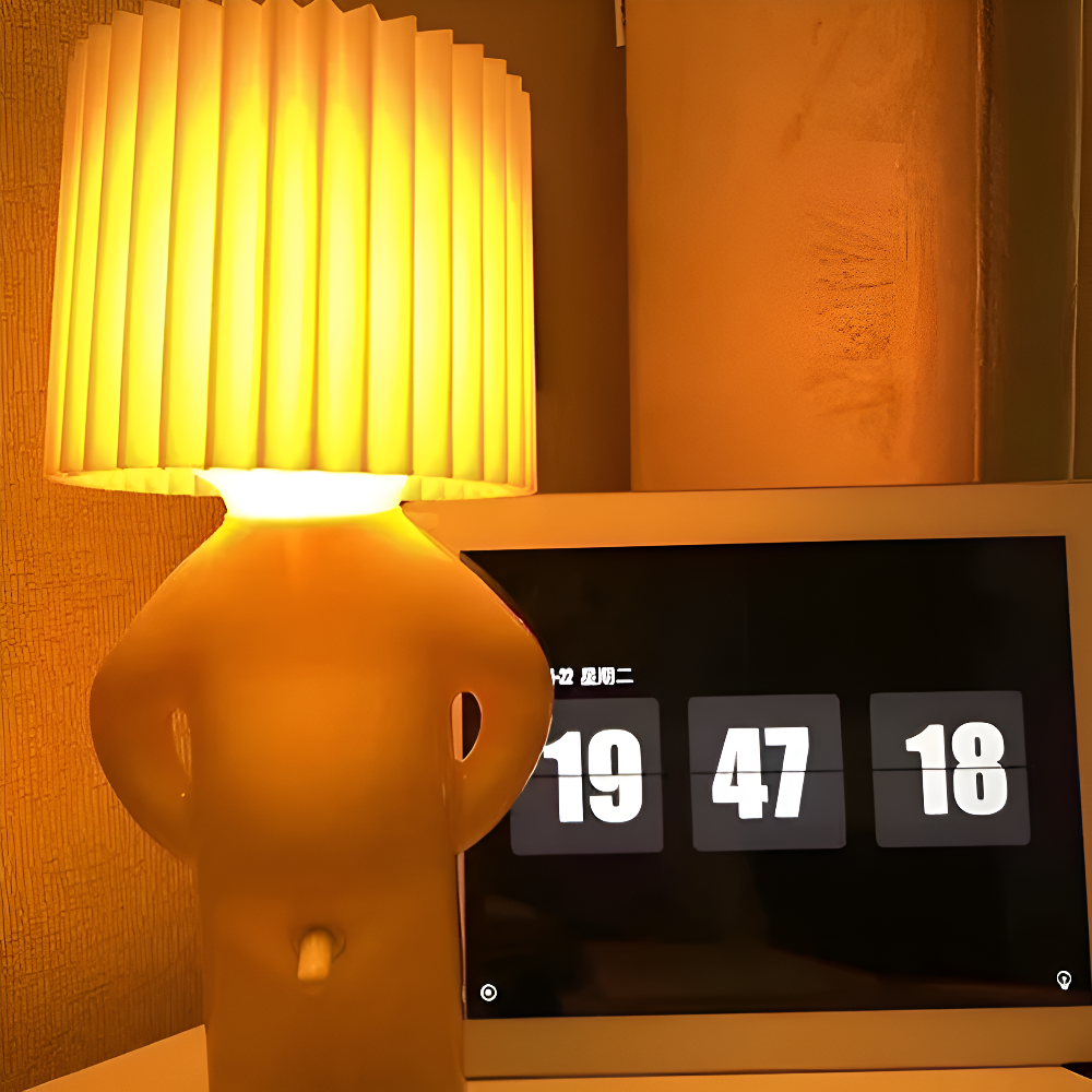 Bello Table Lamp | Warm LED, Playful Silhouette