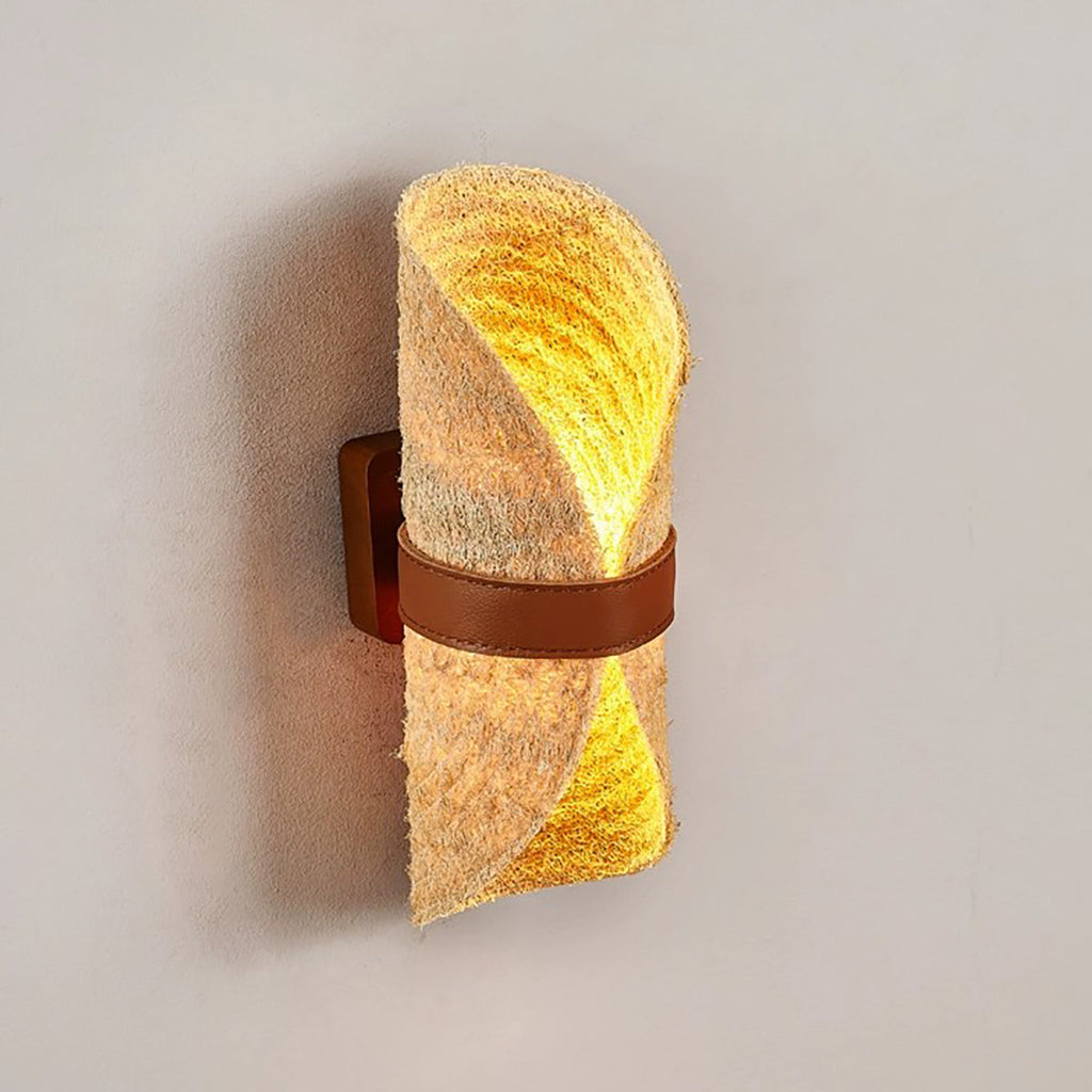Natural Luffa Wall Lamp