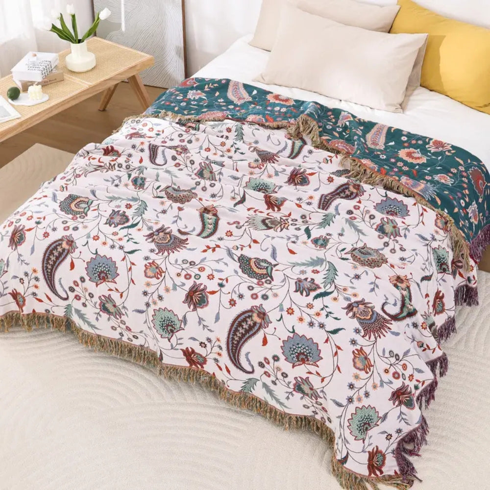 Liora: Vintage Cotton Blanket with Floral Pattern and Fringes – for Living Room and Bedroom