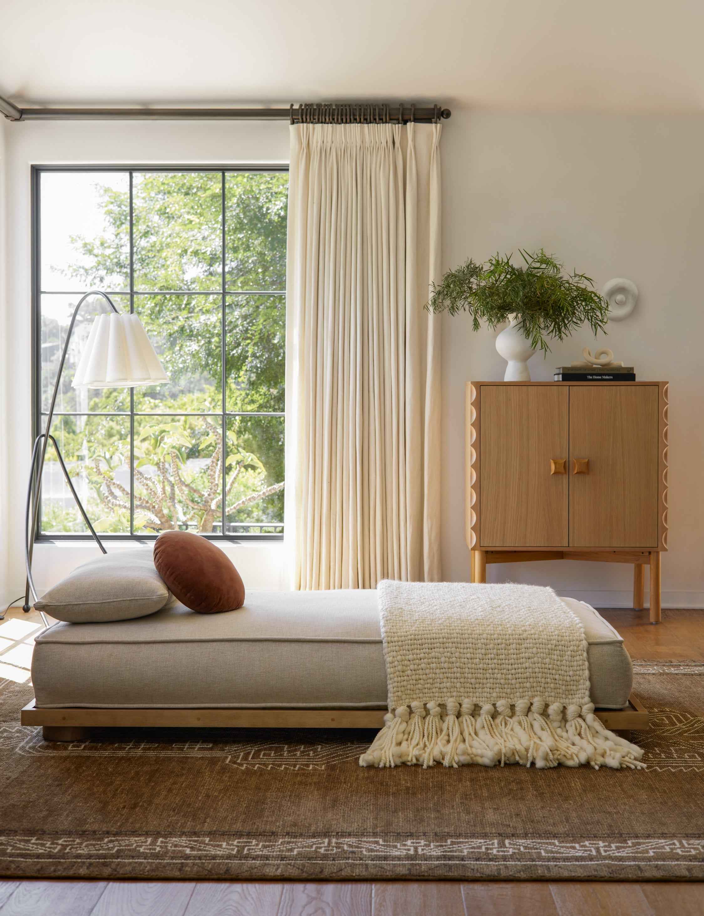 Vela Hand-Knotted Wool Rug | Vintage-Inspired, Mediterranean Design
