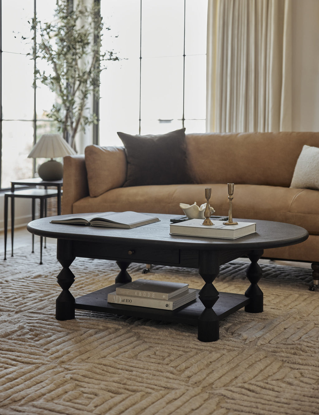 Bela Velvet Pillow | Luxurious Texture, Elegant Finish