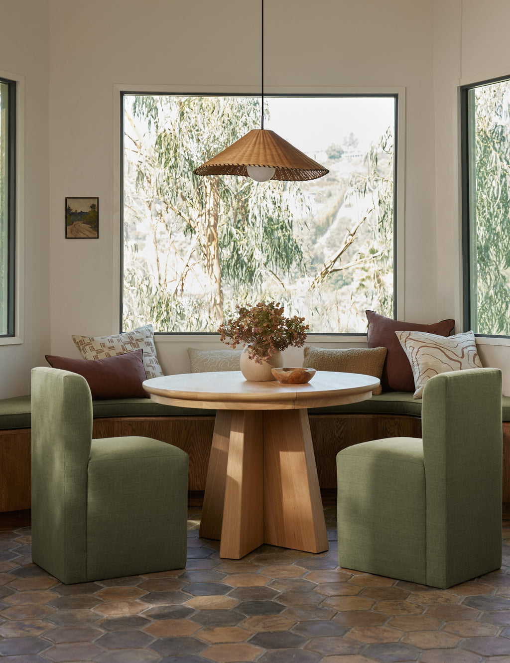 Nexa Extendable Dining Table | Oak, Modern Oval Design