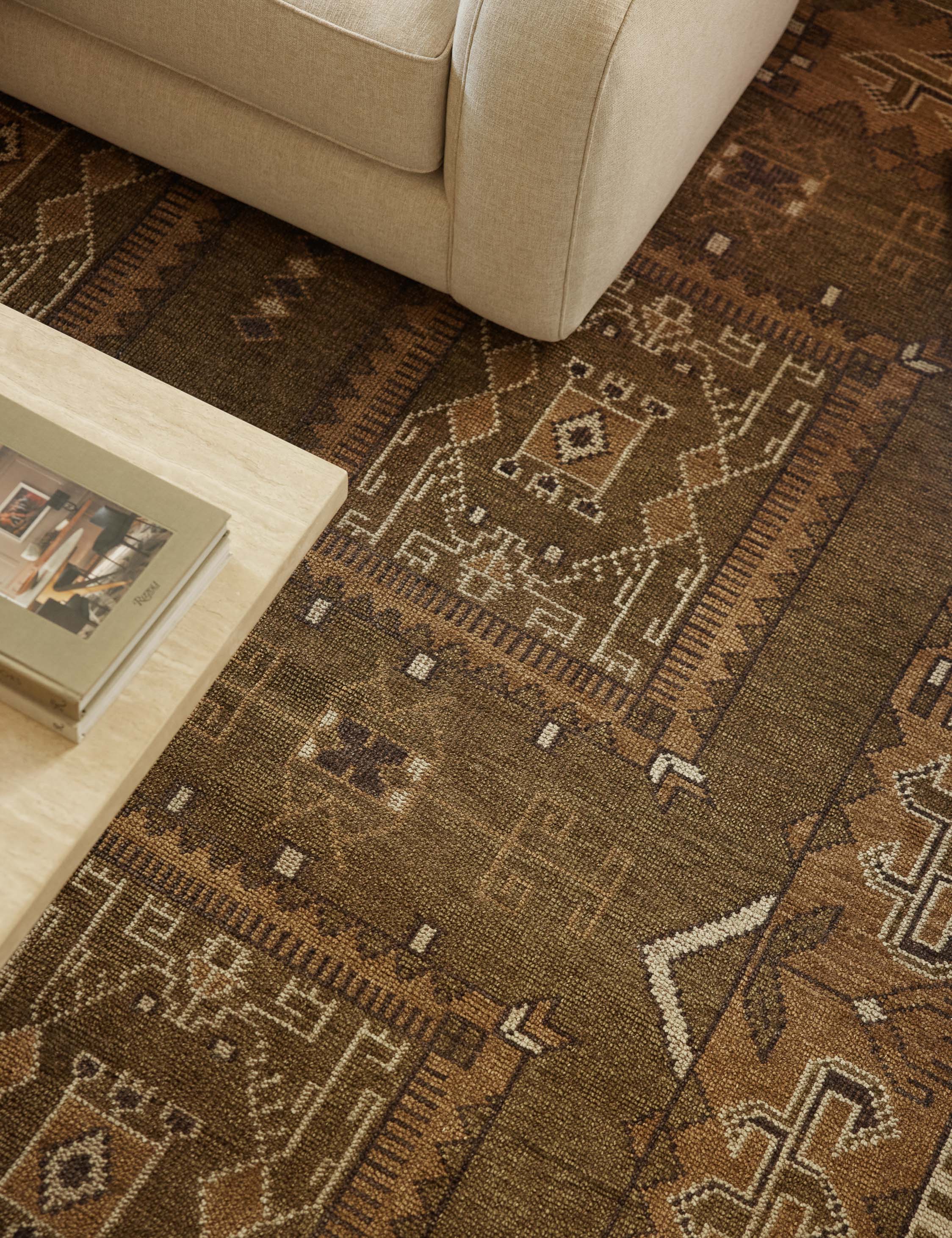 Talon Hand-Knotted Wool Rug | Traditional Motif, Low Pile