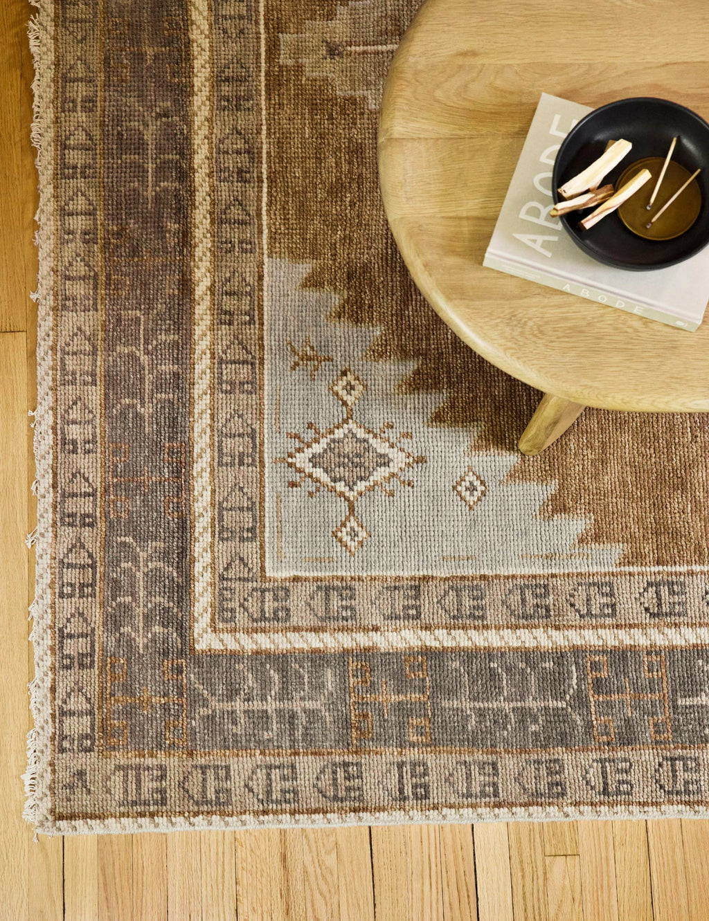Kairo Wool Rug | Hand-Knotted, Low-Pile Geometric Design
